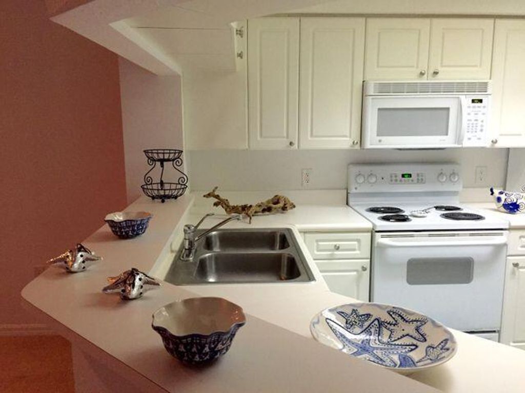 Photo of 2727 Anzio Court #105, Palm Beach Gardens, FL 33410 (MLS # R10756165)