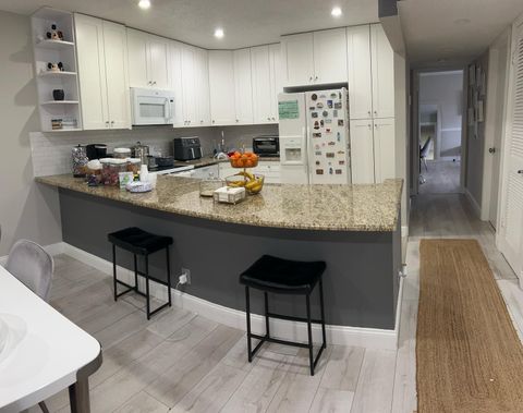 22755 SW 66th Ave 203 Boca Raton FL 33428