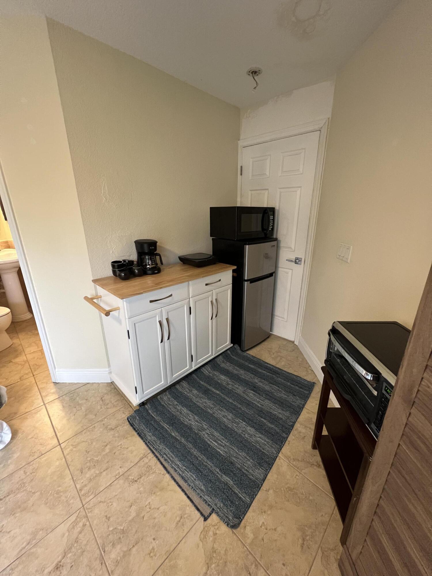 Kenwood - Residential Lease