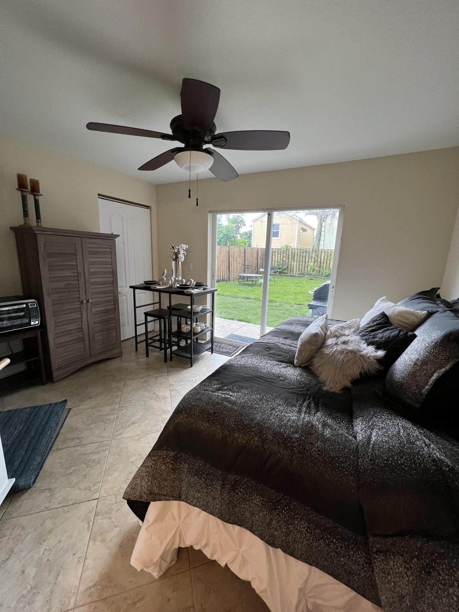 Kenwood - Residential Lease