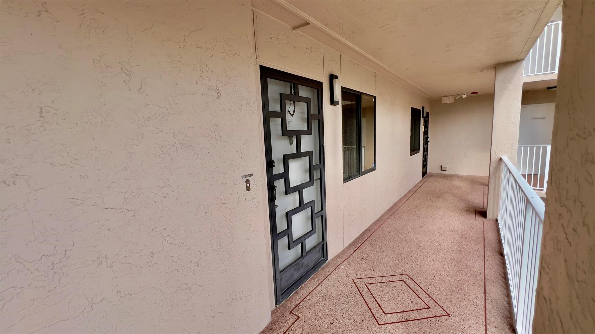 HUNTINGTON POINTE - Residential Lease