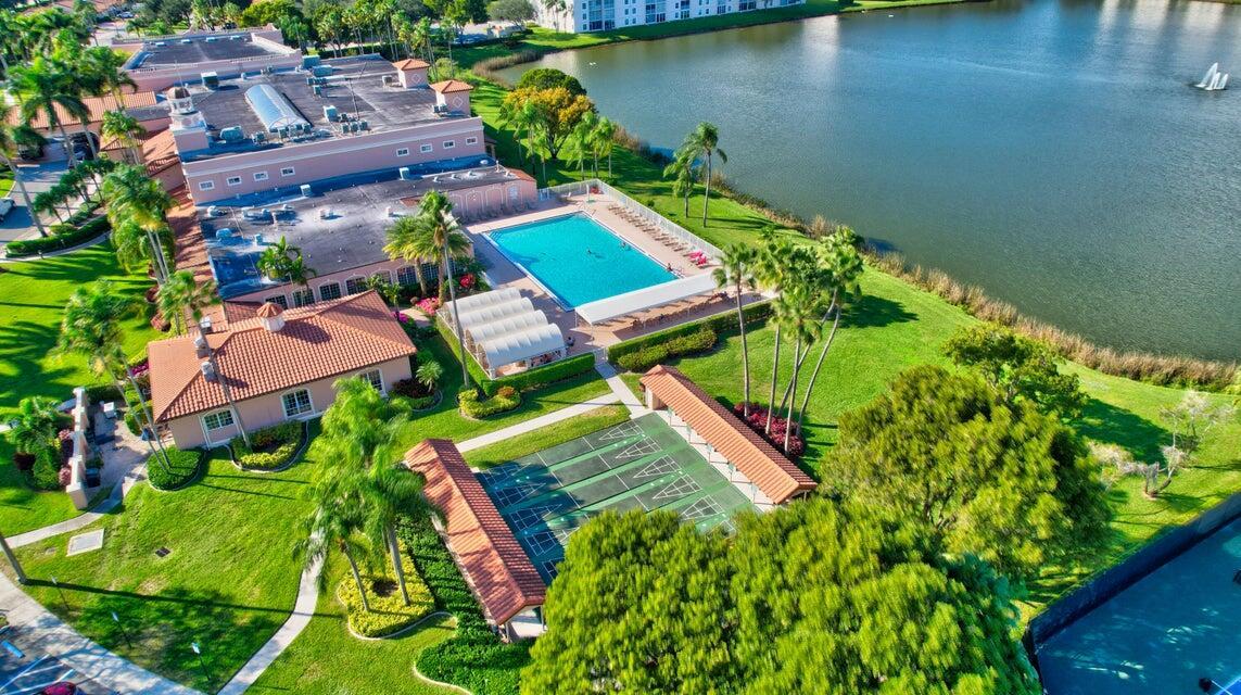 HUNTINGTON POINTE - Residential Lease