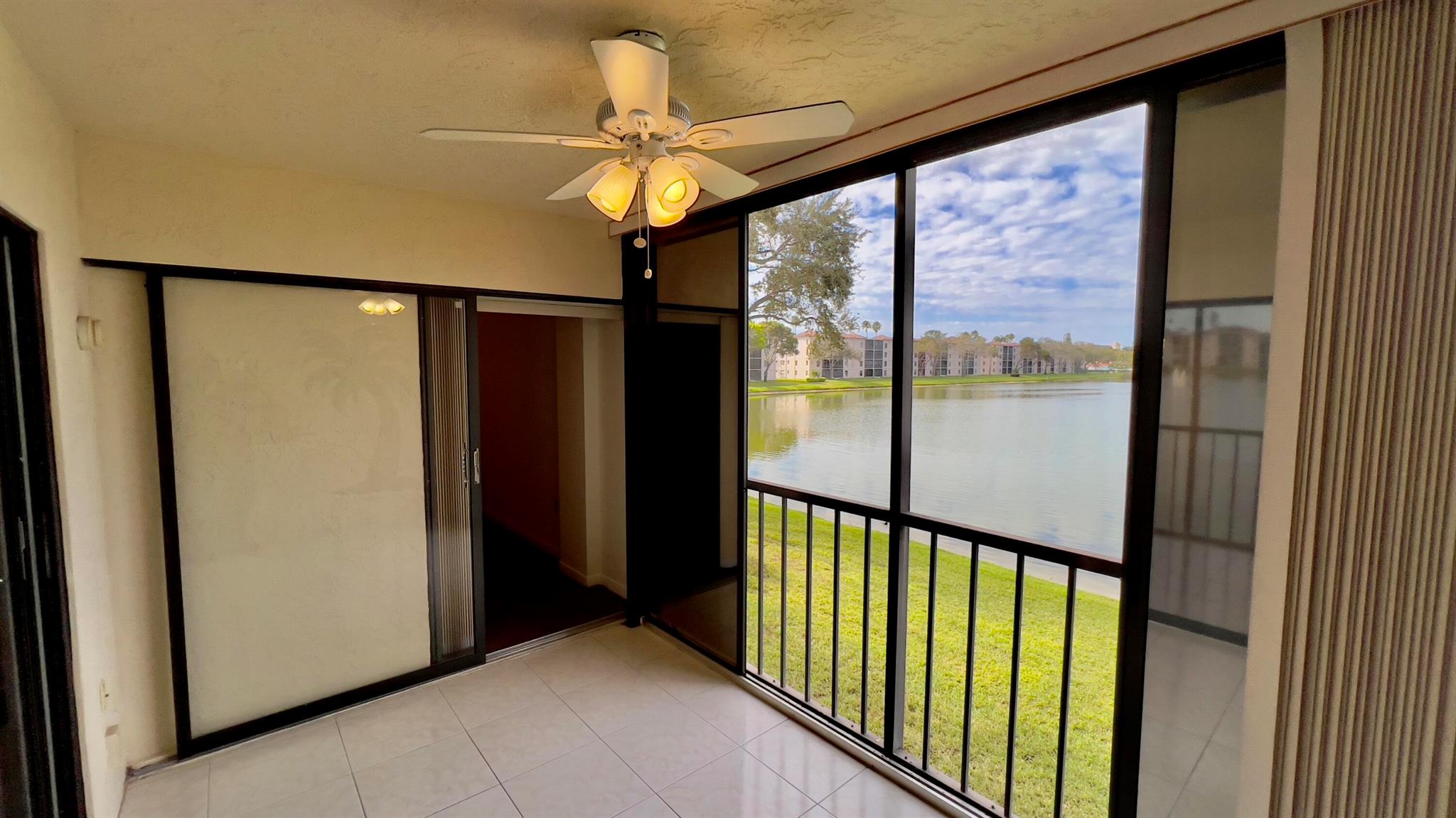 HUNTINGTON POINTE - Residential Lease