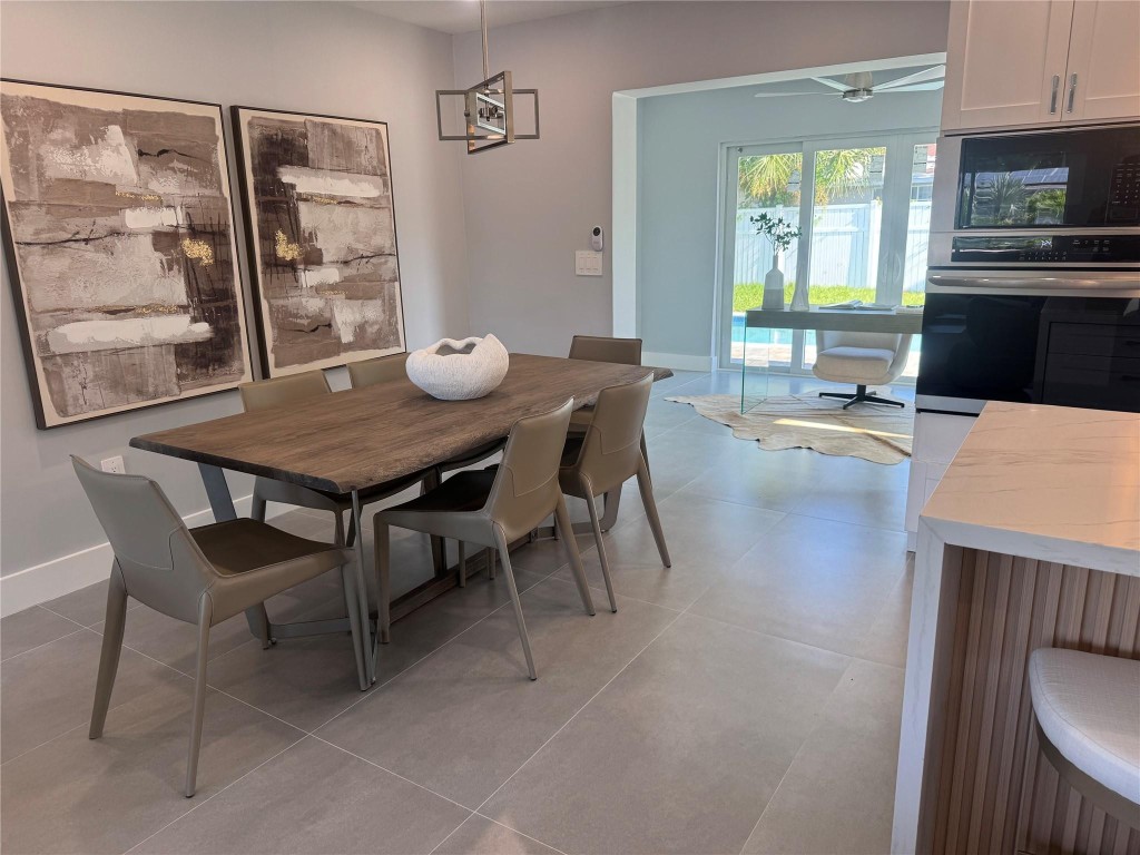 Tropical Manors 33-31 B - Residential