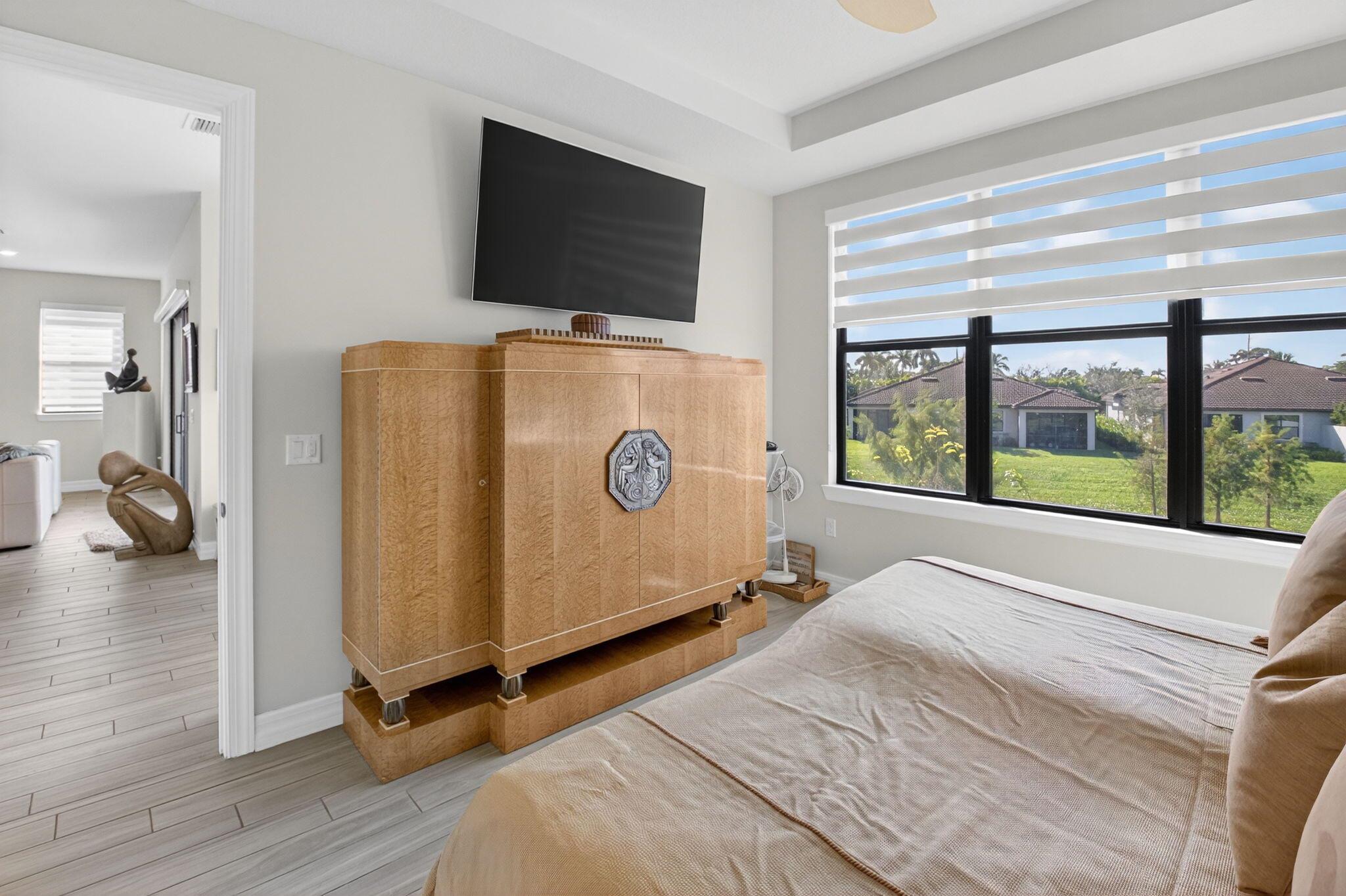 BOCA FLORES CONDO - Residential