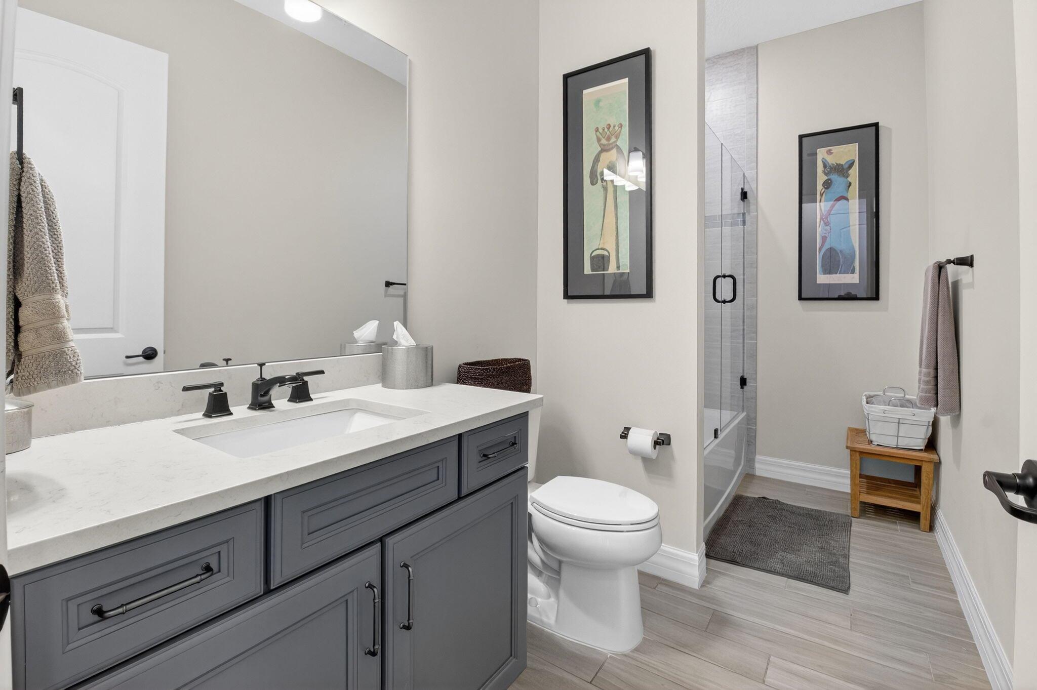 BOCA FLORES CONDO - Residential