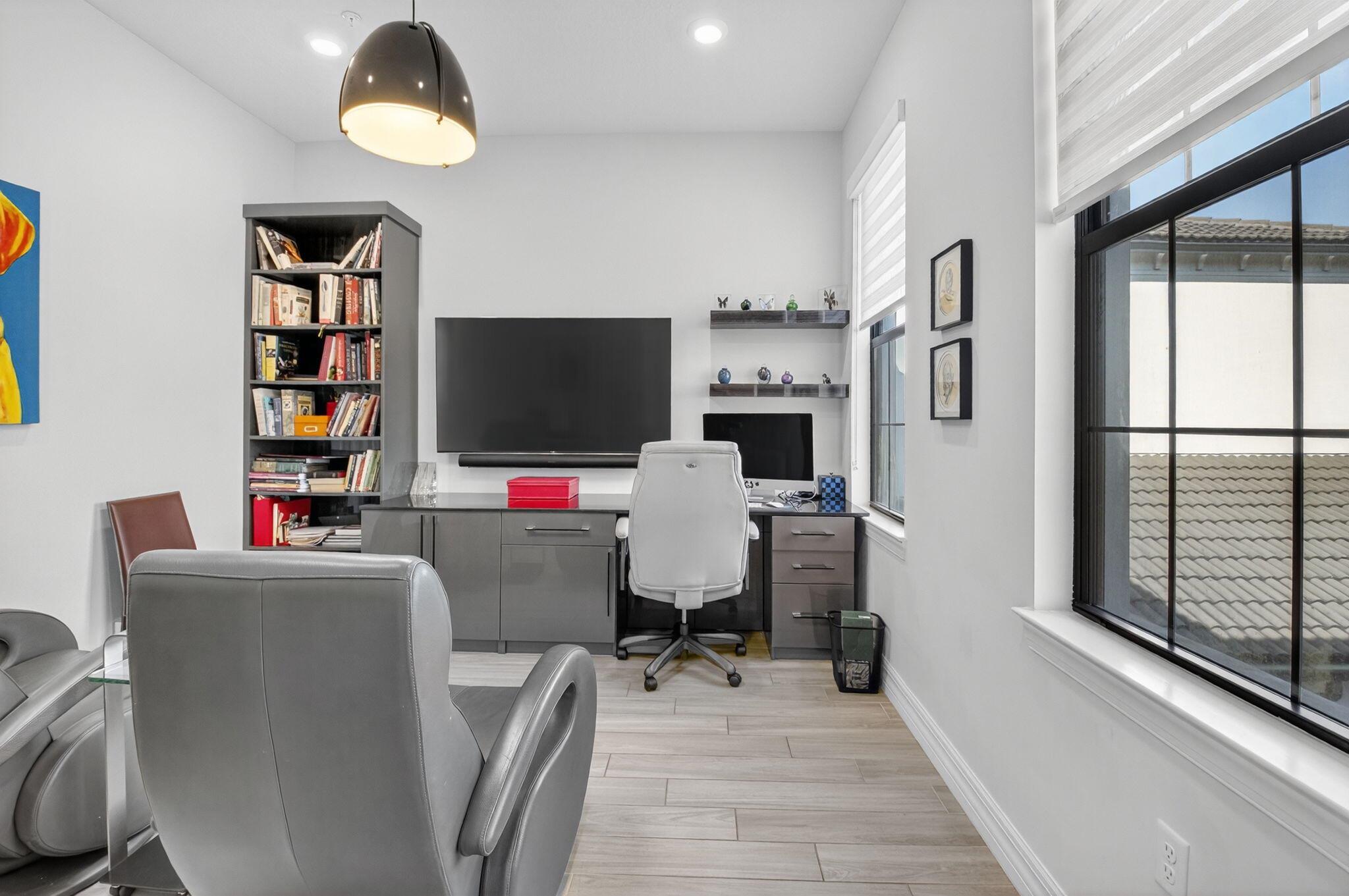 BOCA FLORES CONDO - Residential