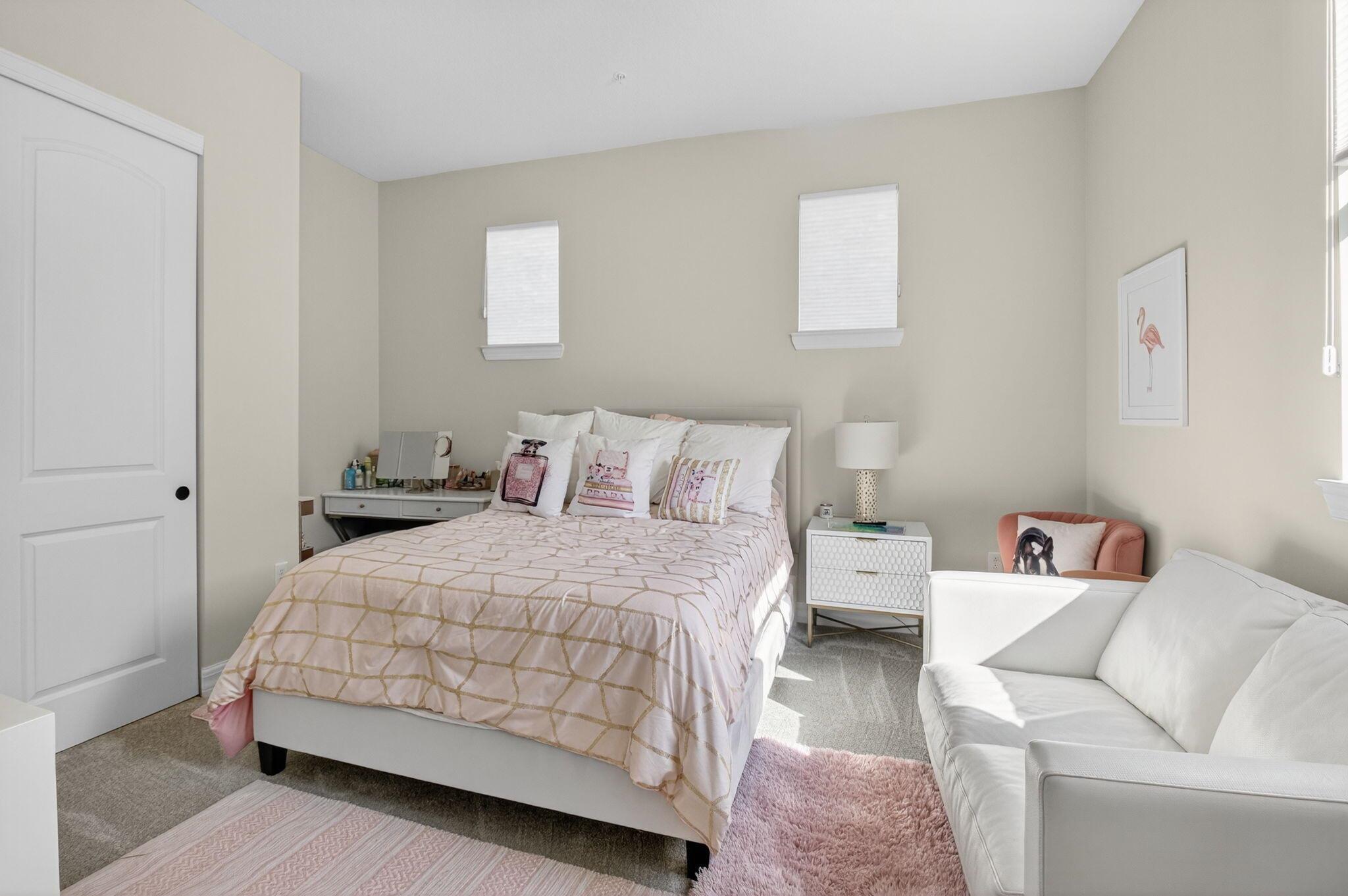 BOCA FLORES CONDO - Residential