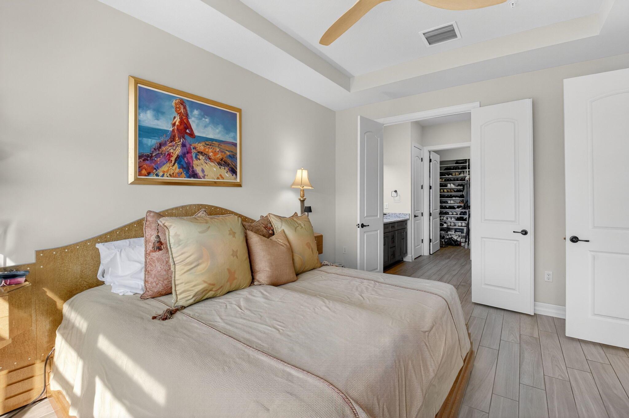 BOCA FLORES CONDO - Residential