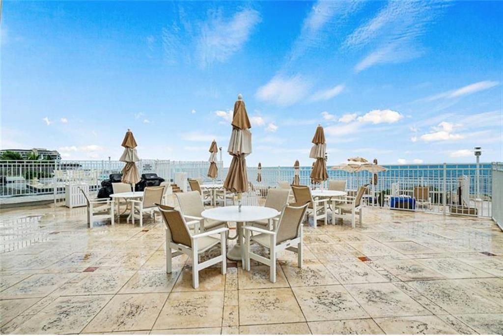 CLOISTER BEACH TOWERS - Residential