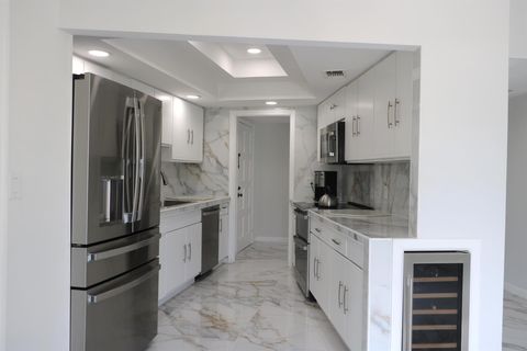 Photo of 11811 Avenue Of The Pga #3-2f, Palm Beach Gardens, FL 33418 (MLS # R11121559)