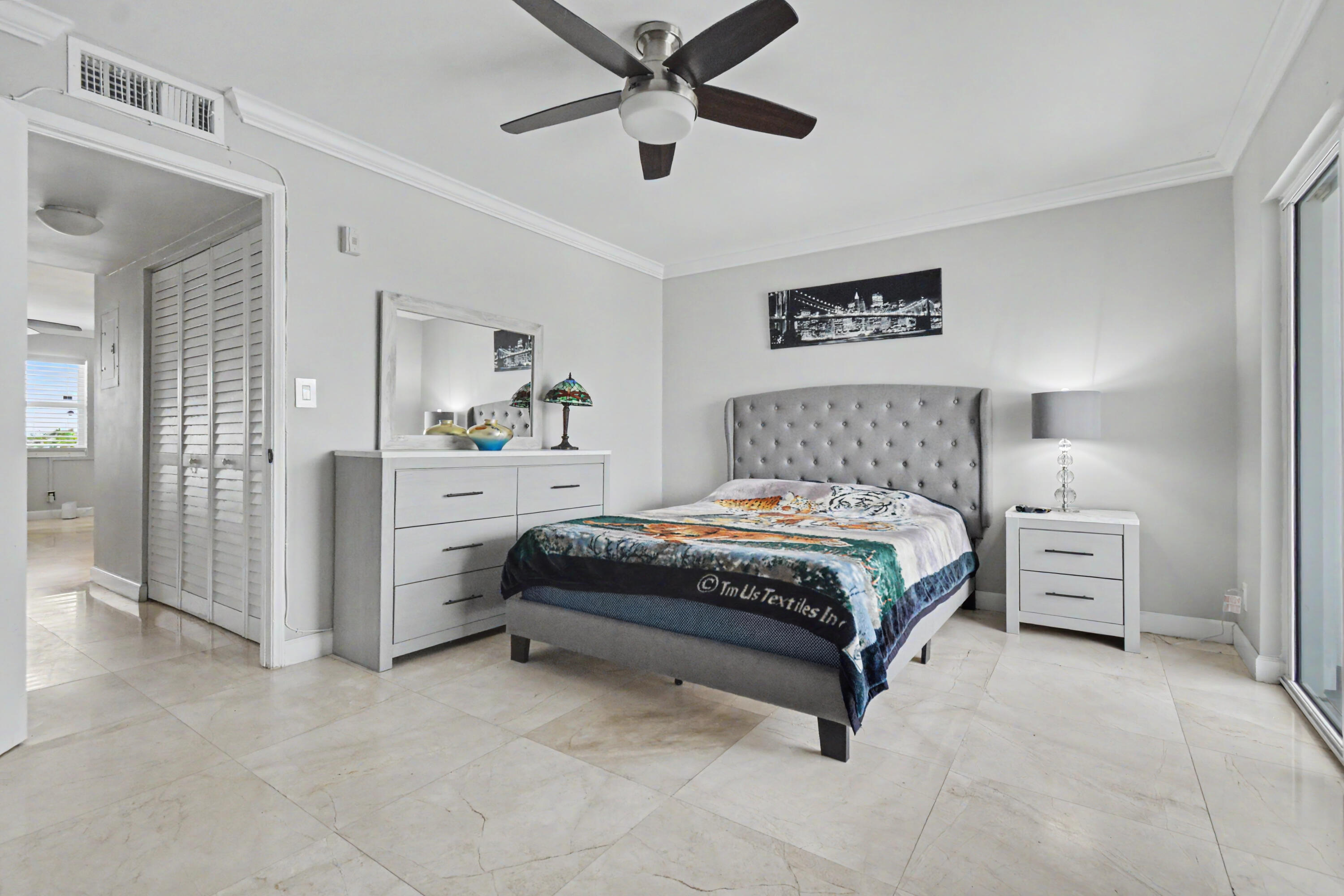HARBOR'S EDGE FKA CASA LA QUINTA CONDO - Residential