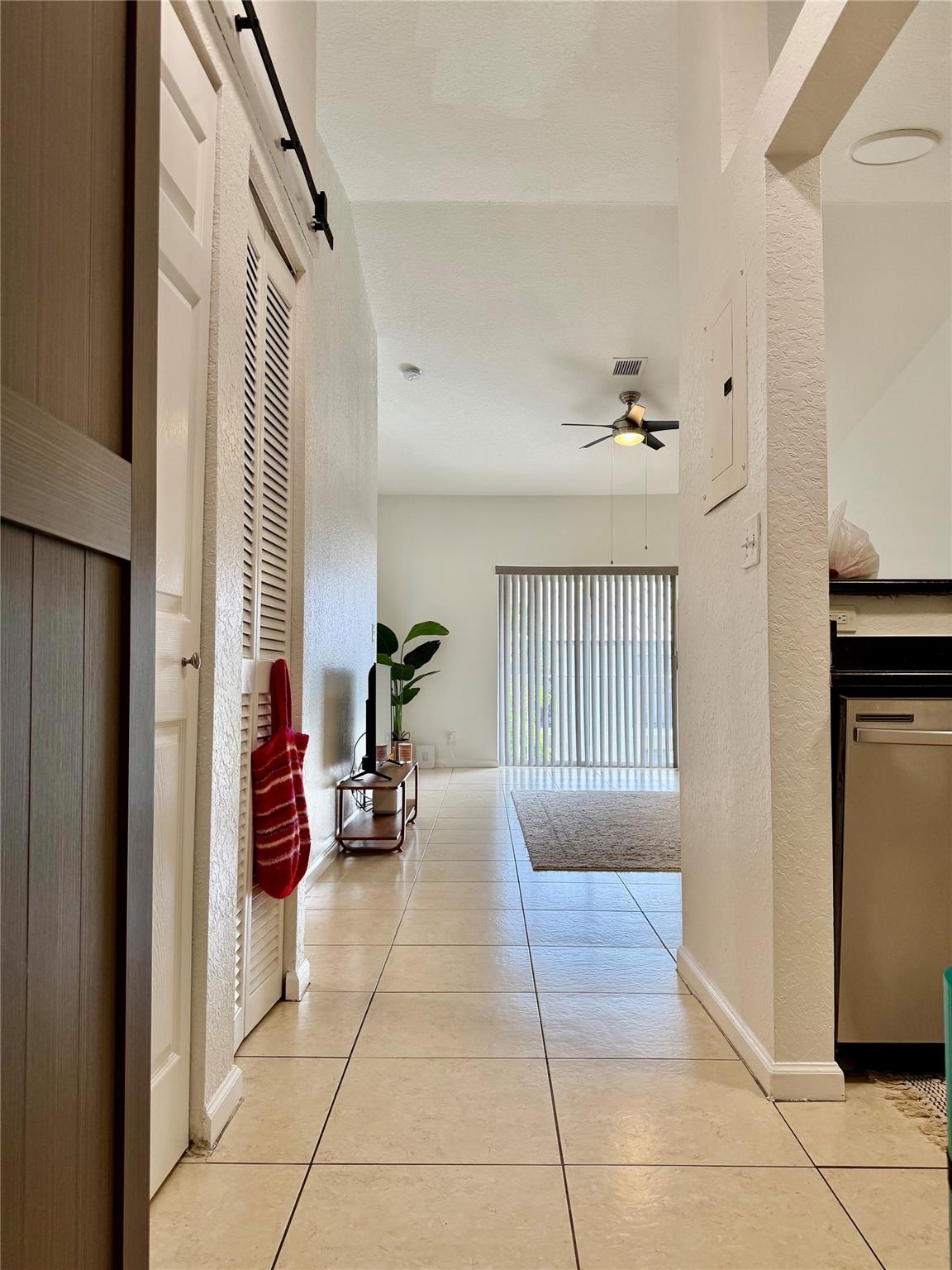 Castlewood 71-37 B - Residential Lease