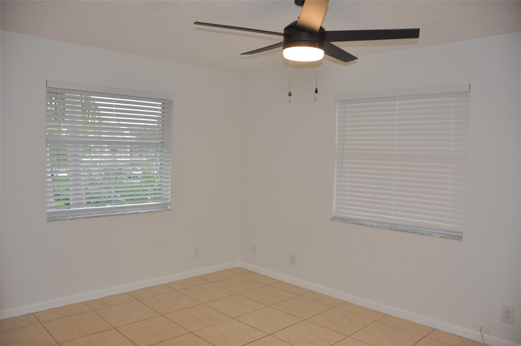 Castlewood 71-37 B - Residential Lease