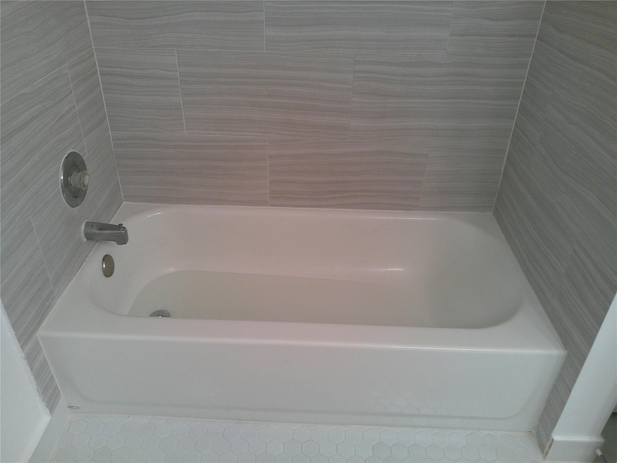 Castlewood 71-37 B - Residential Lease