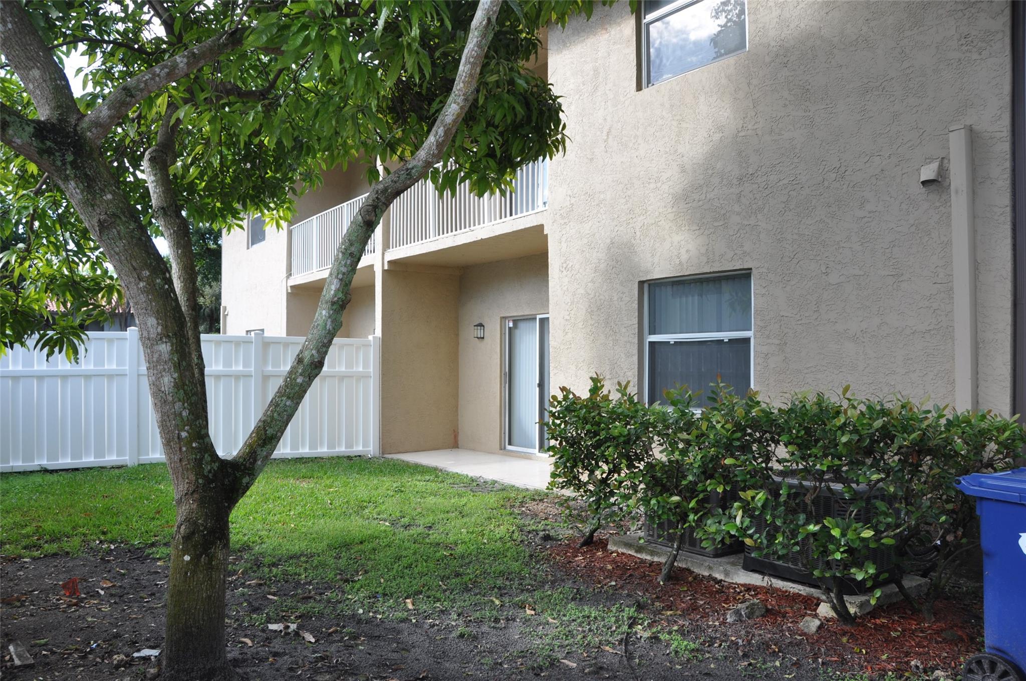 Castlewood 71-37 B - Residential Lease