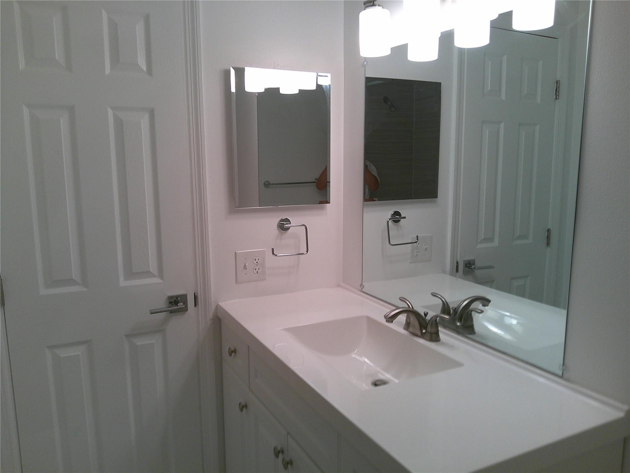 Castlewood 71-37 B - Residential Lease