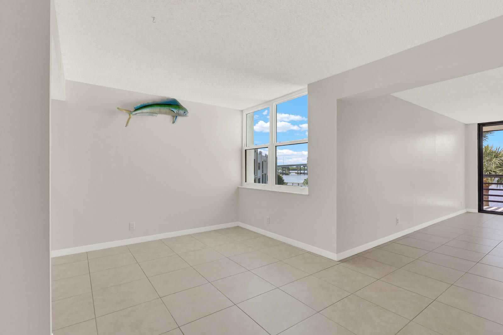 CIRCLE BAY YACHT CLUB CONDO - Residential