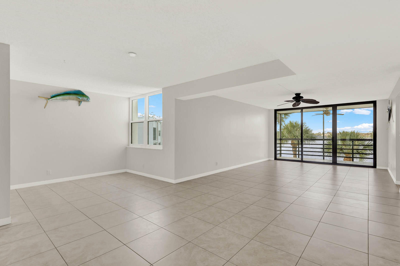 CIRCLE BAY YACHT CLUB CONDO - Residential