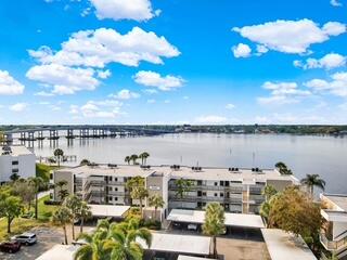 CIRCLE BAY YACHT CLUB CONDO - Residential