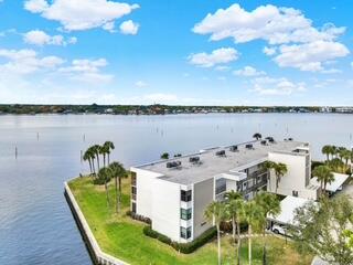 1950 SW Palm City Road 13-301