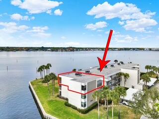 CIRCLE BAY YACHT CLUB CONDO - Residential