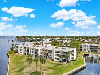 1950 SW Palm City Road 13-301