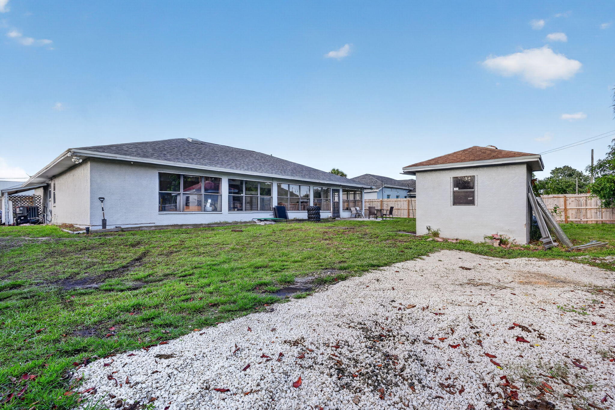 PORT ST LUCIE SECTION 5 - Residential Lease