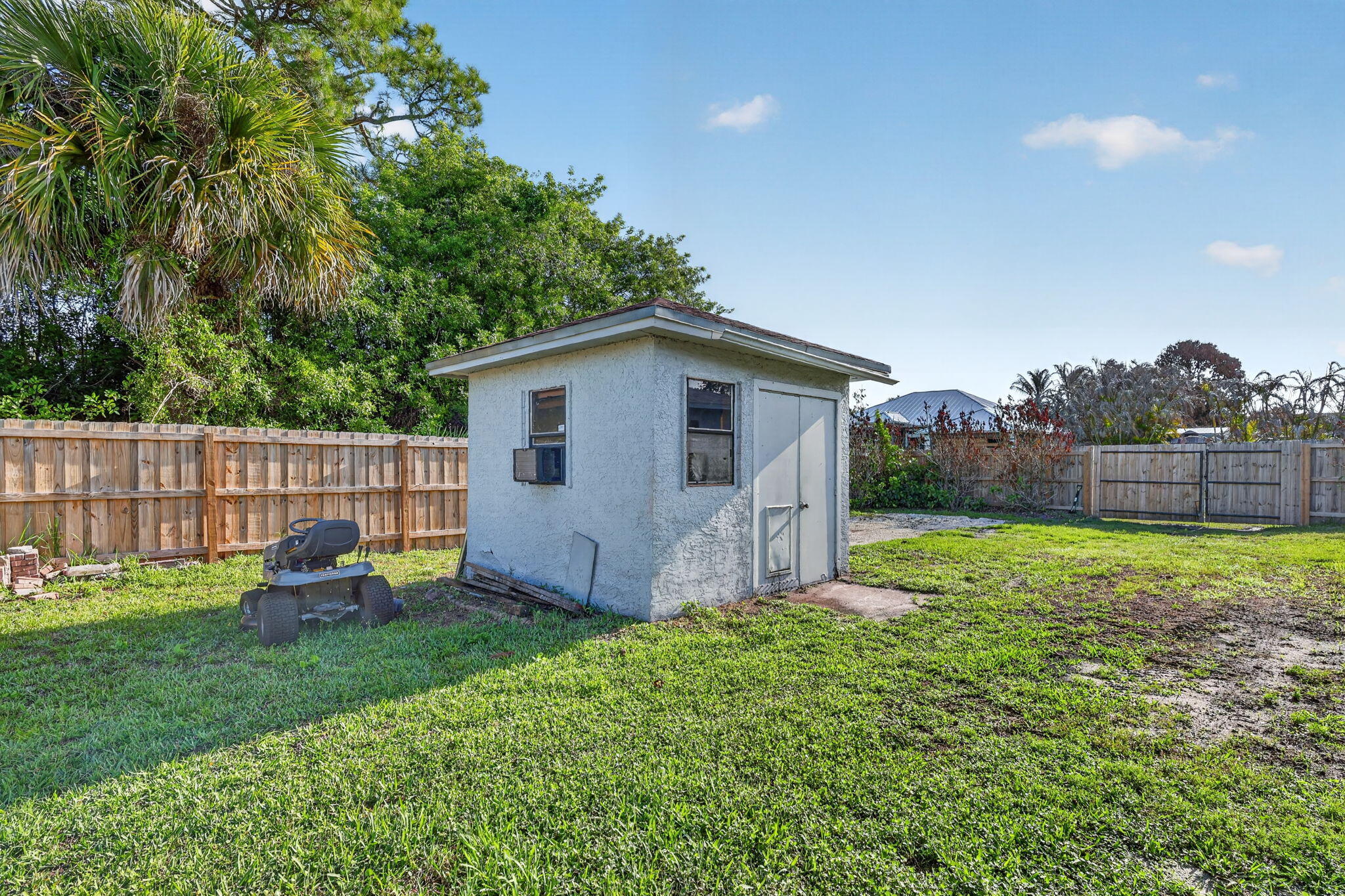 PORT ST LUCIE SECTION 5 - Residential Lease