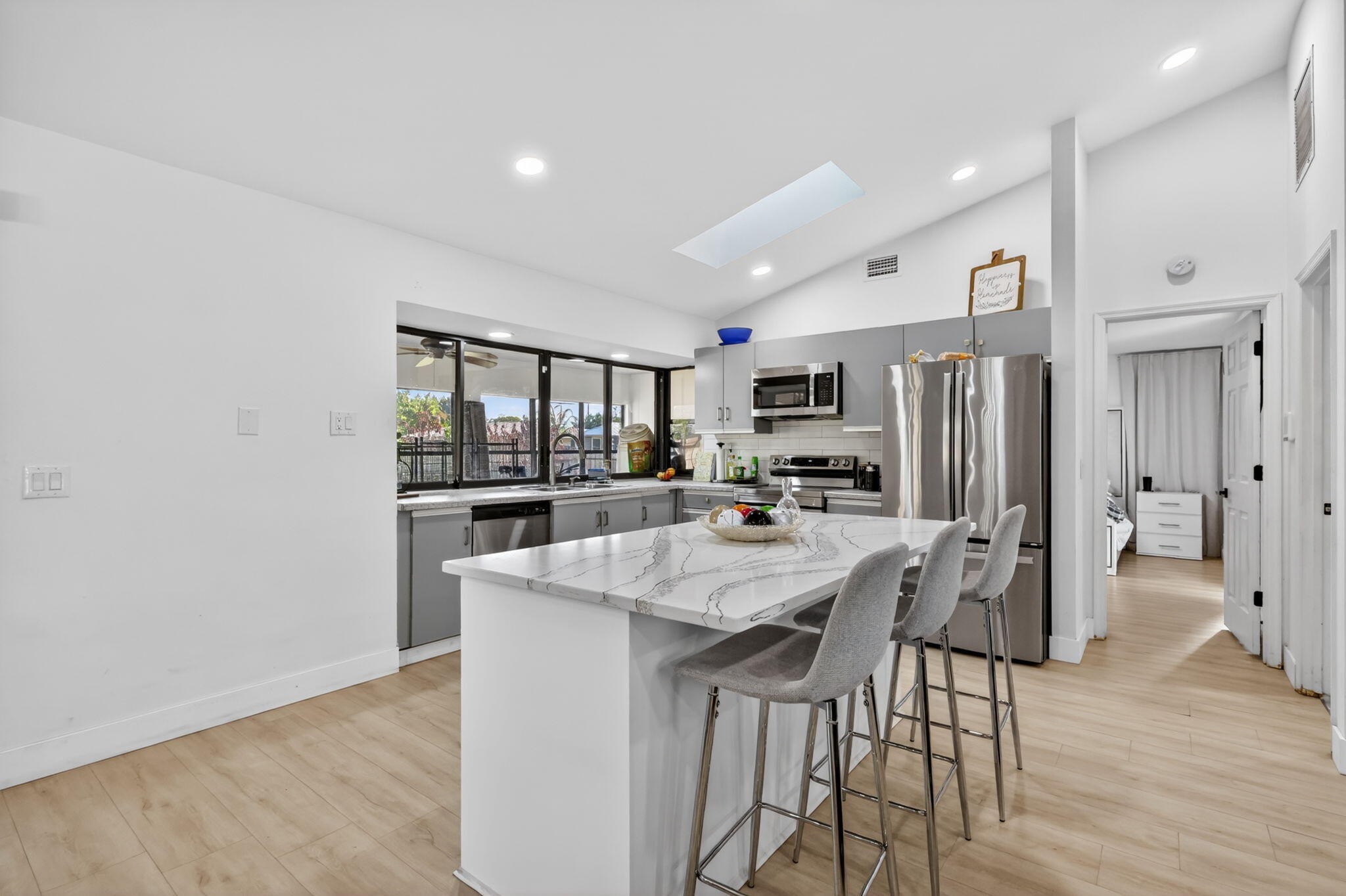 PORT ST LUCIE SECTION 5 - Residential Lease