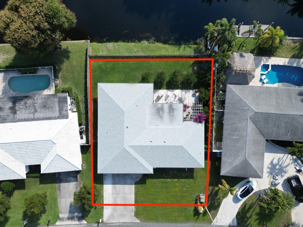 Photo of 1360 SW 26th Avenue, Boynton Beach, FL 33426 (MLS # R11056628)