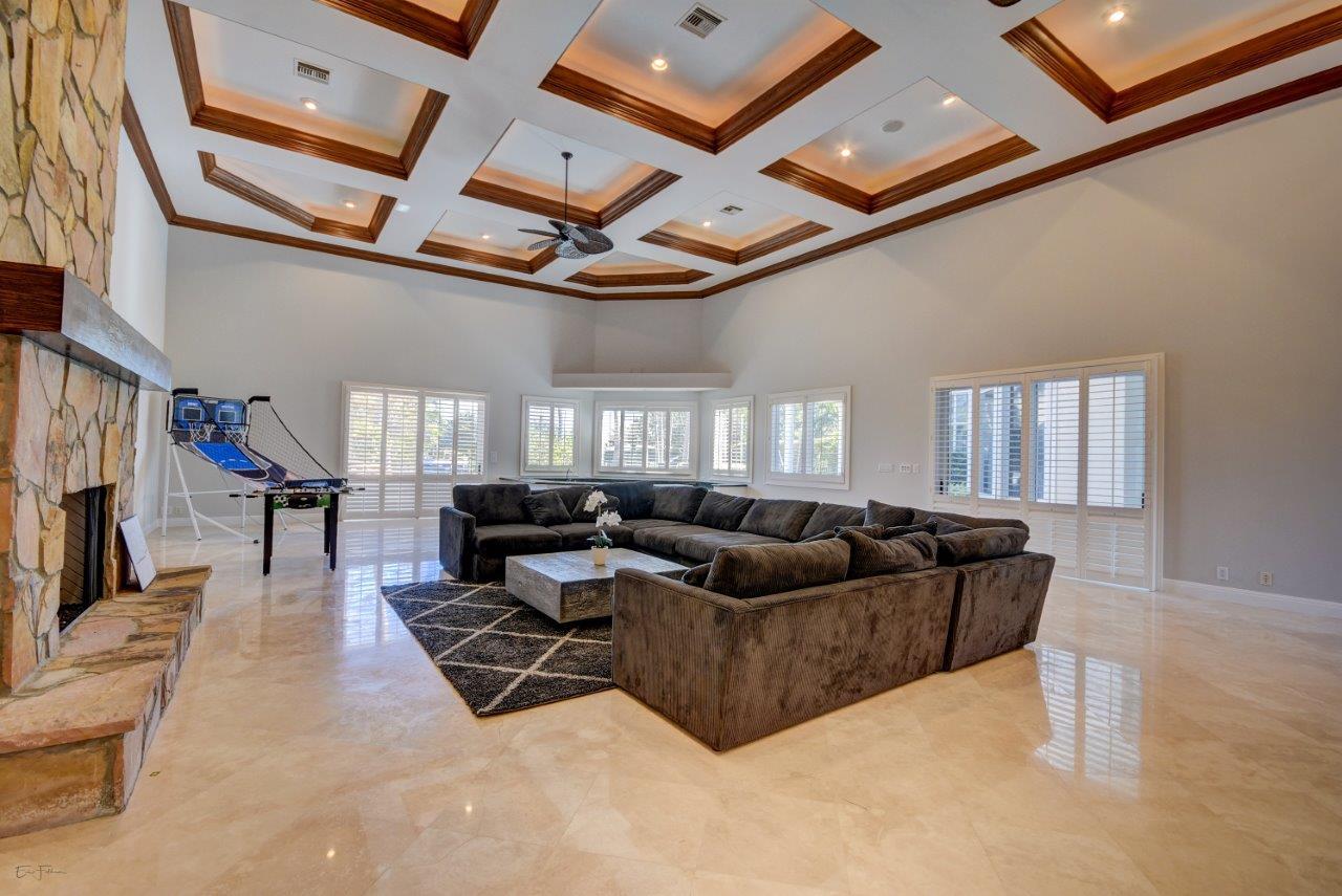 CAPTAINS KEY - Residential