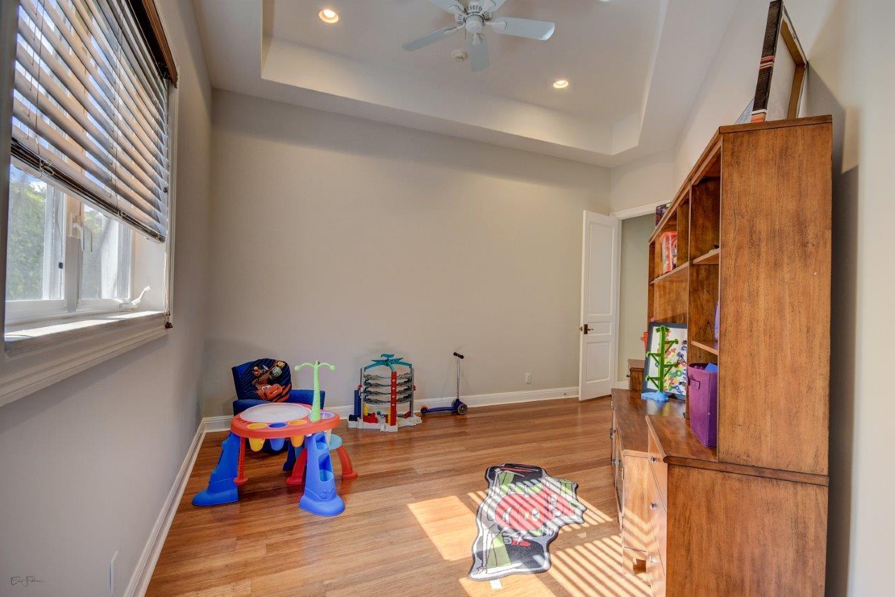 CAPTAINS KEY - Residential