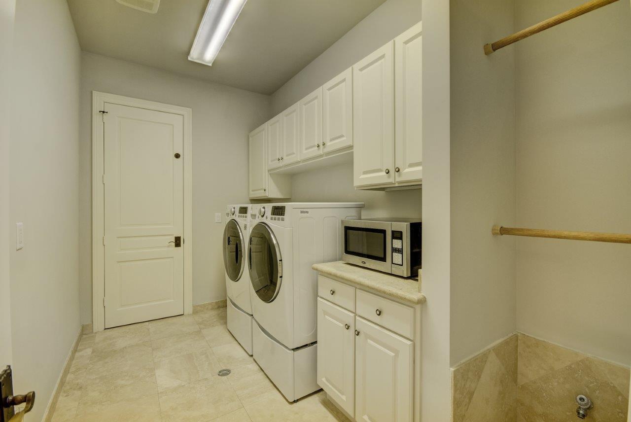 CAPTAINS KEY - Residential