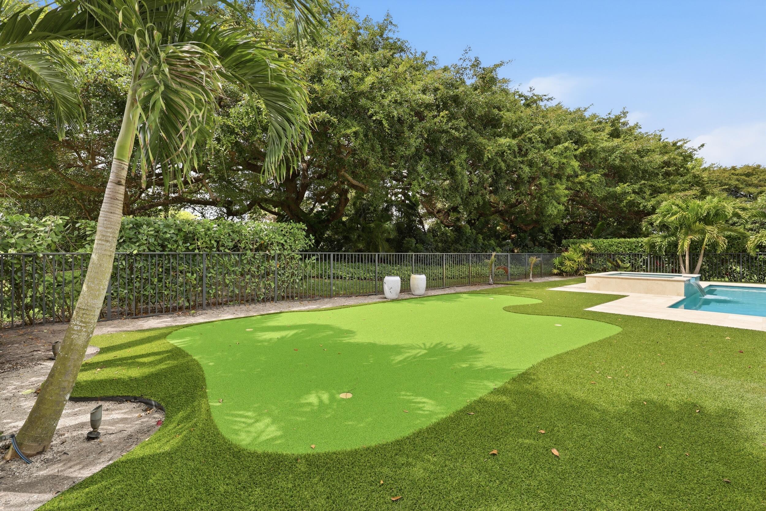 EASTPOINTE COUNTRY CLUB 6 - Residential