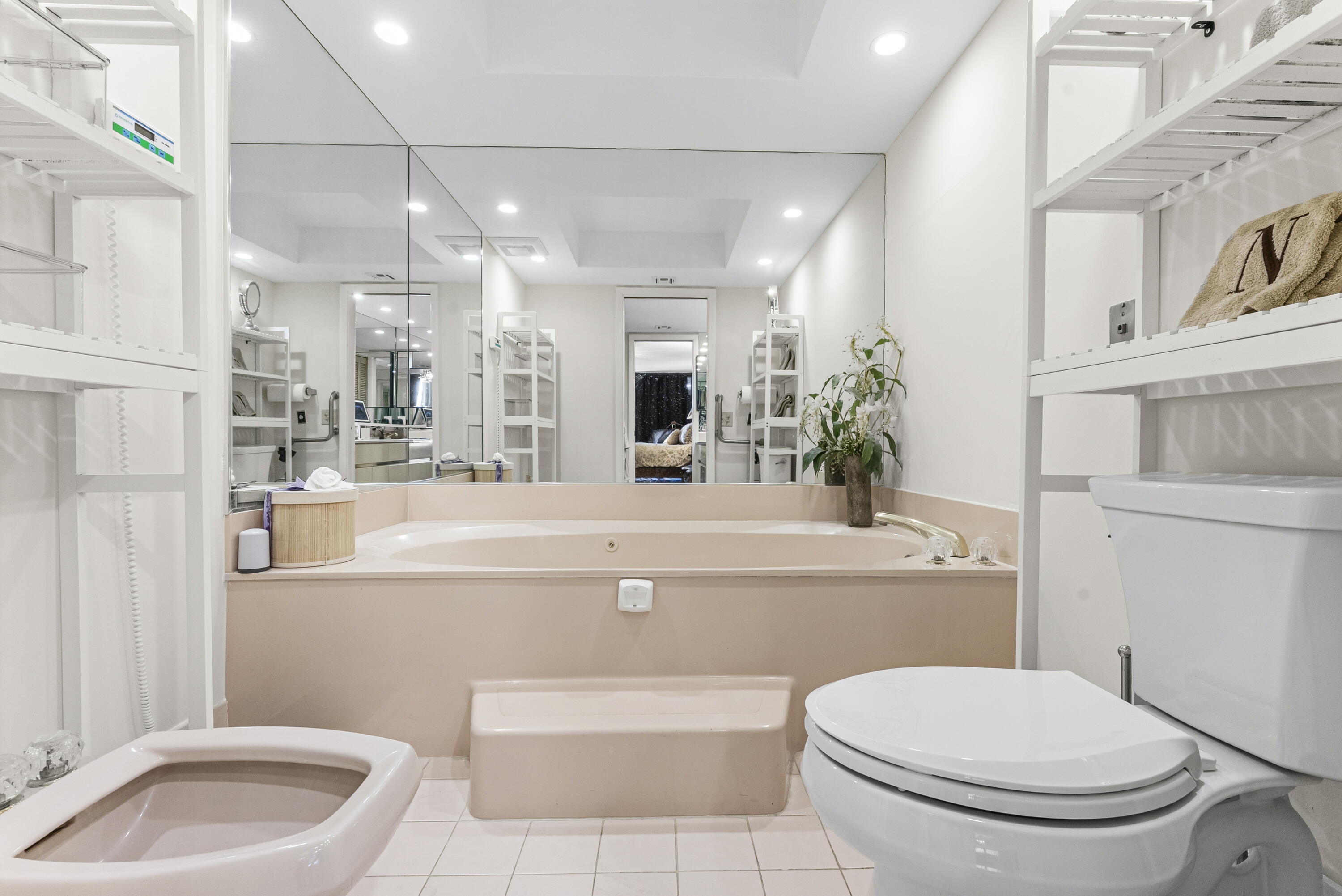 OVERLOOK CONDO - Residential