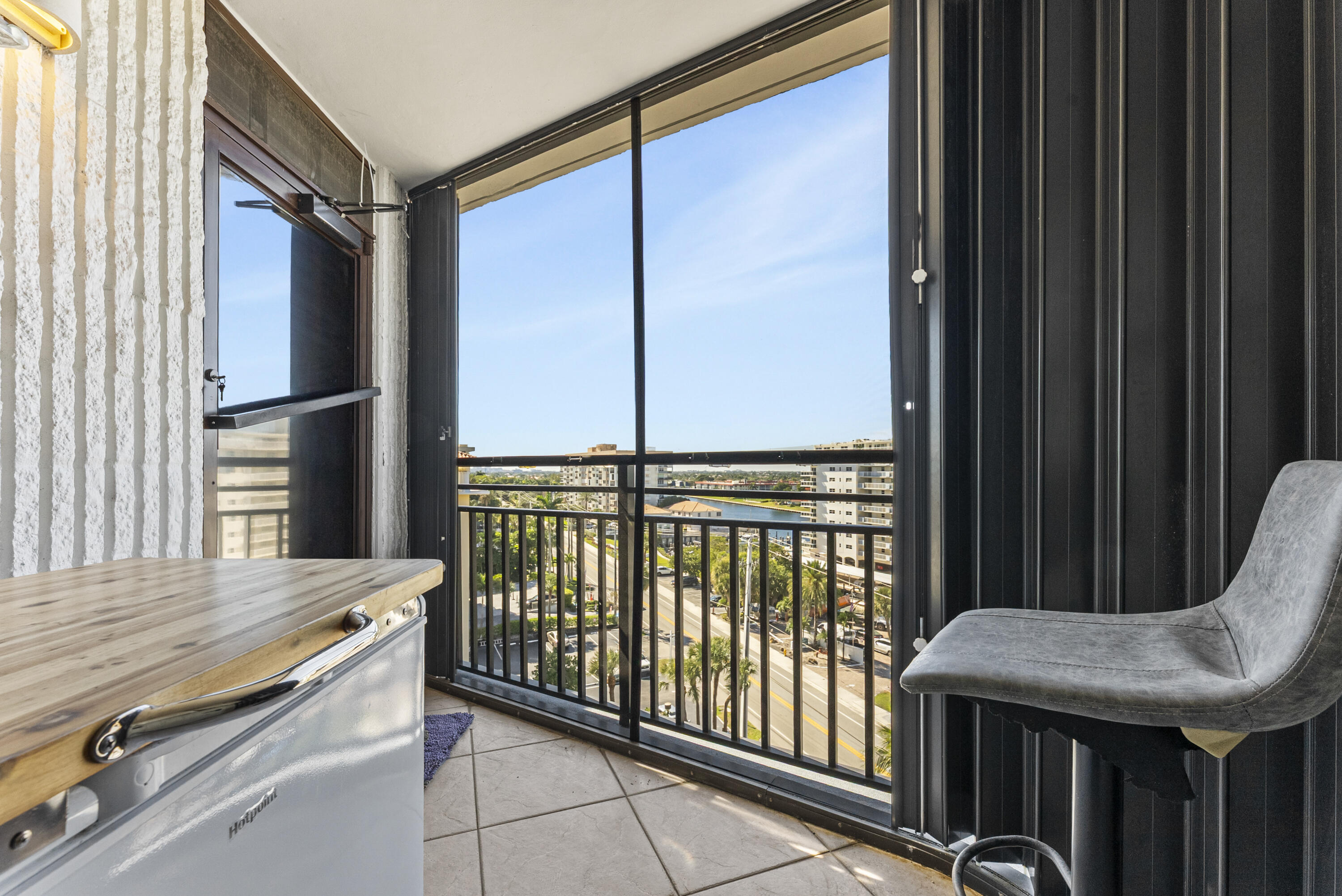 OVERLOOK CONDO - Residential