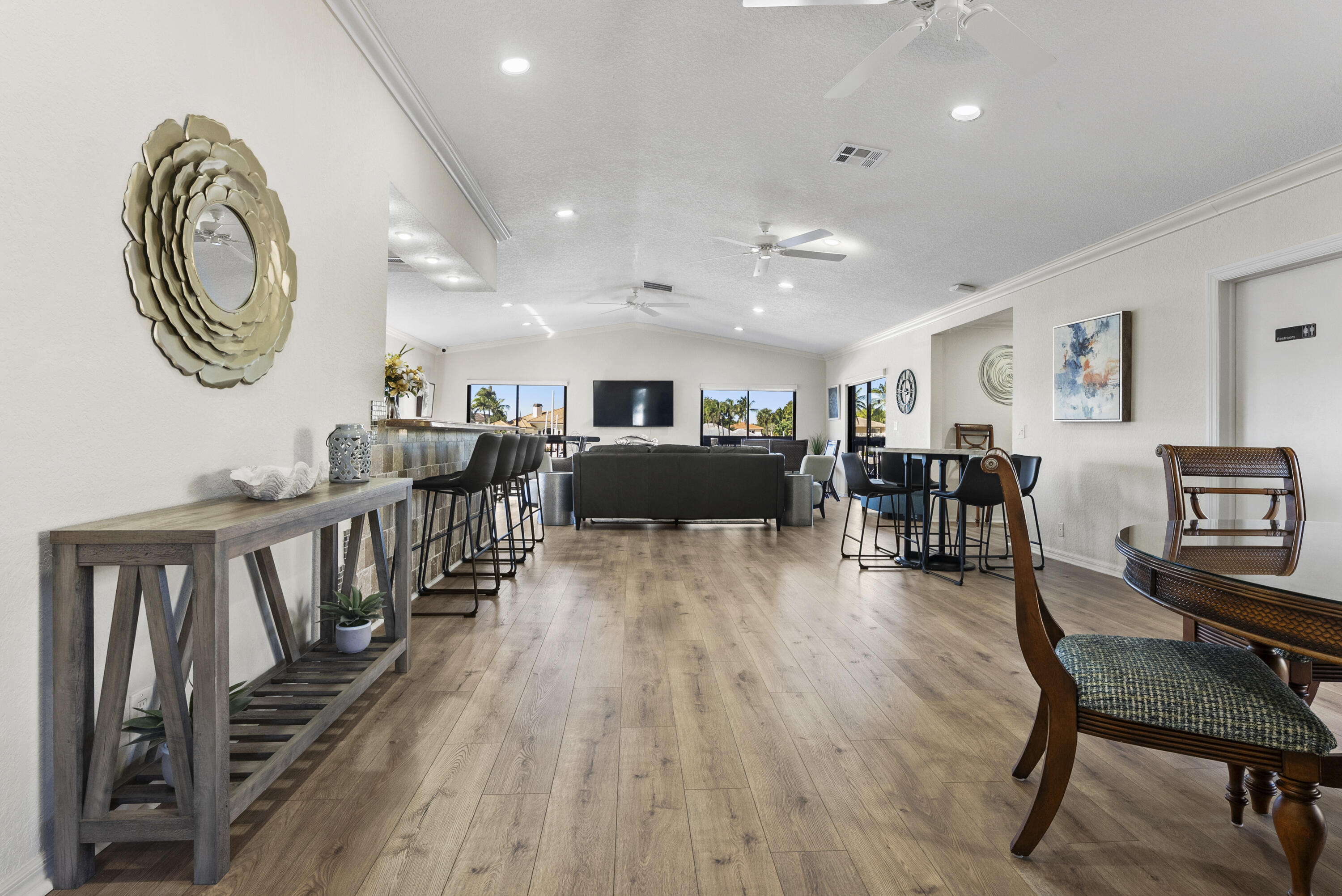 OVERLOOK CONDO - Residential