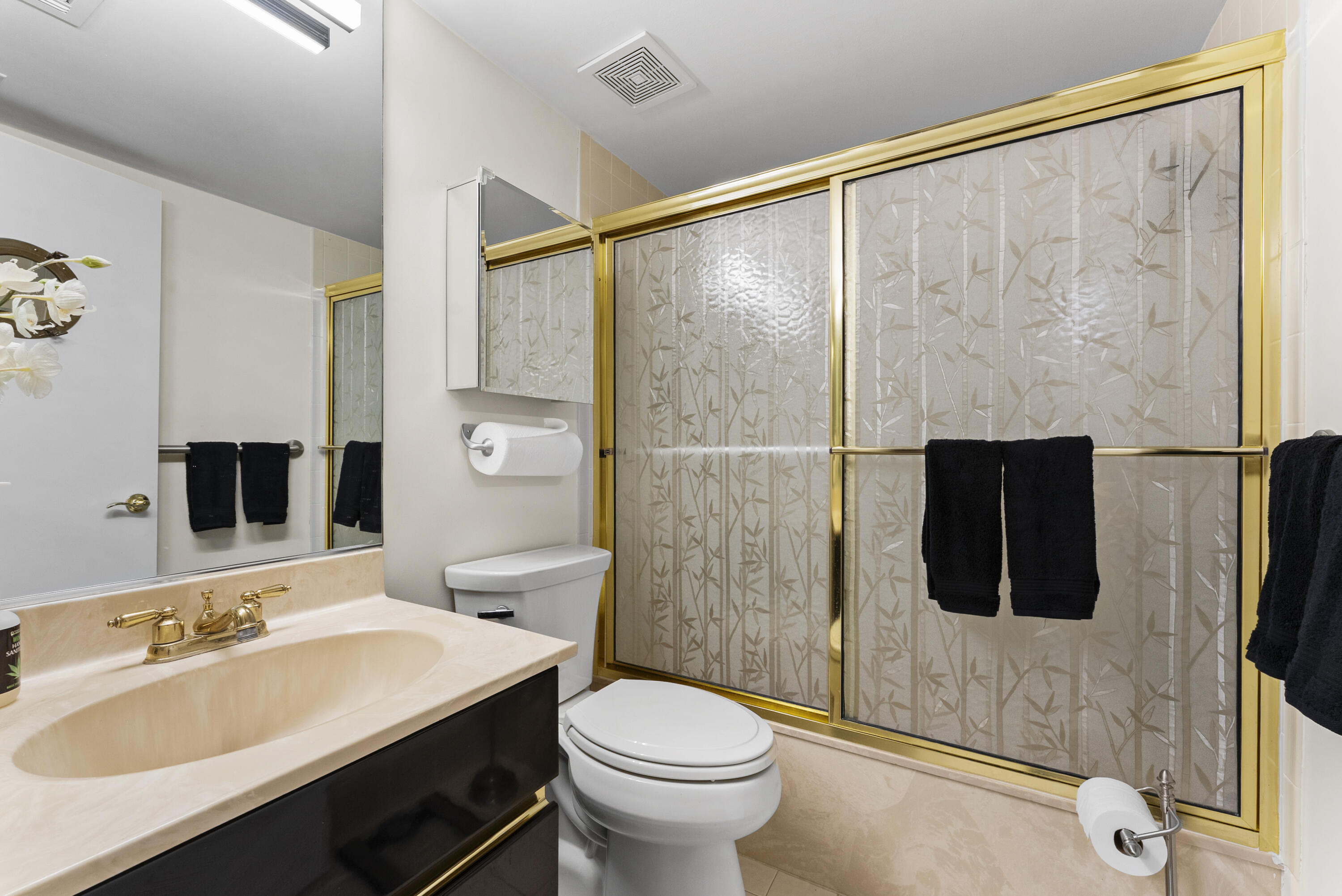 OVERLOOK CONDO - Residential