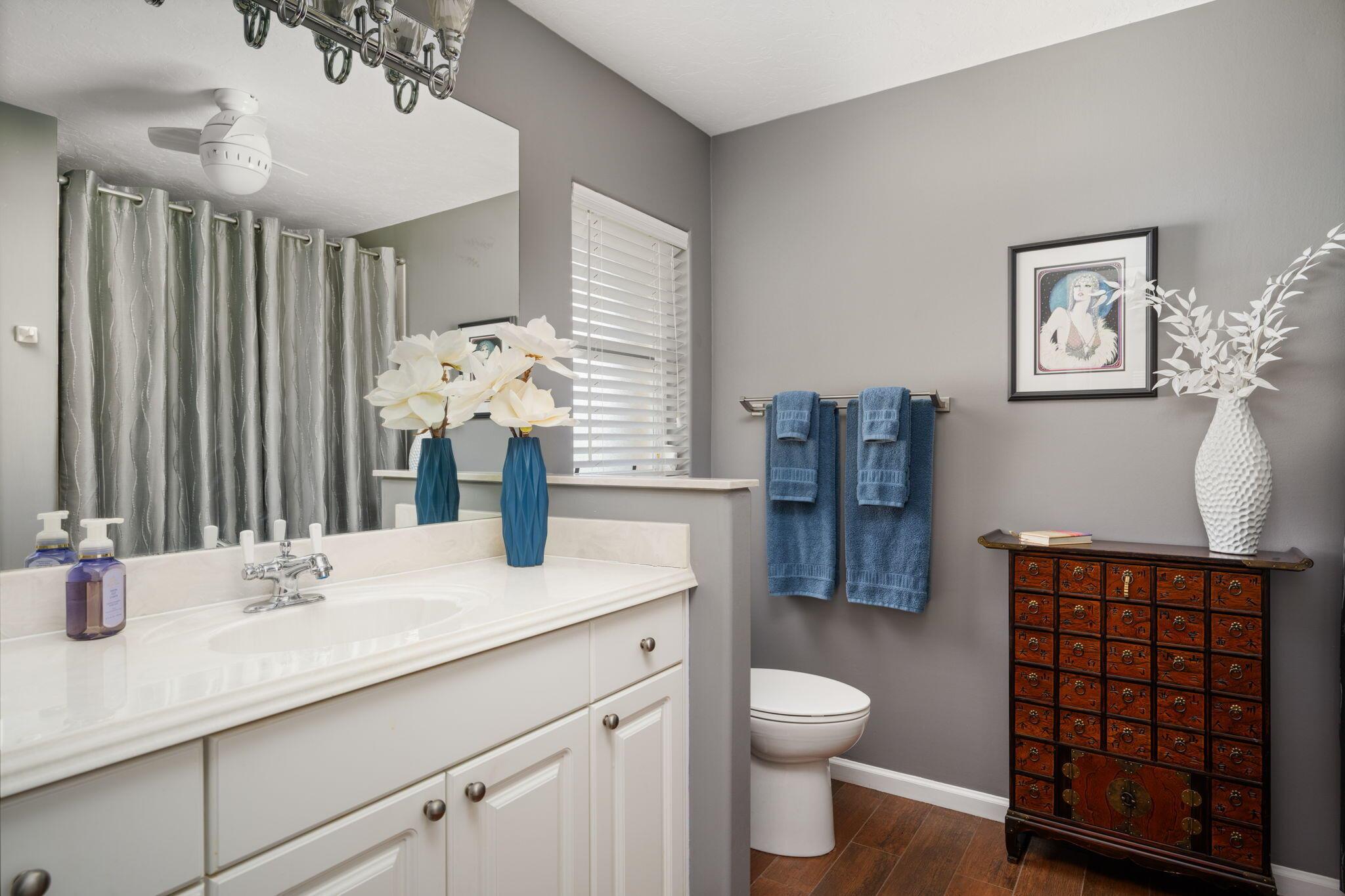 ''''''GROVE, THE'''''' - Residential