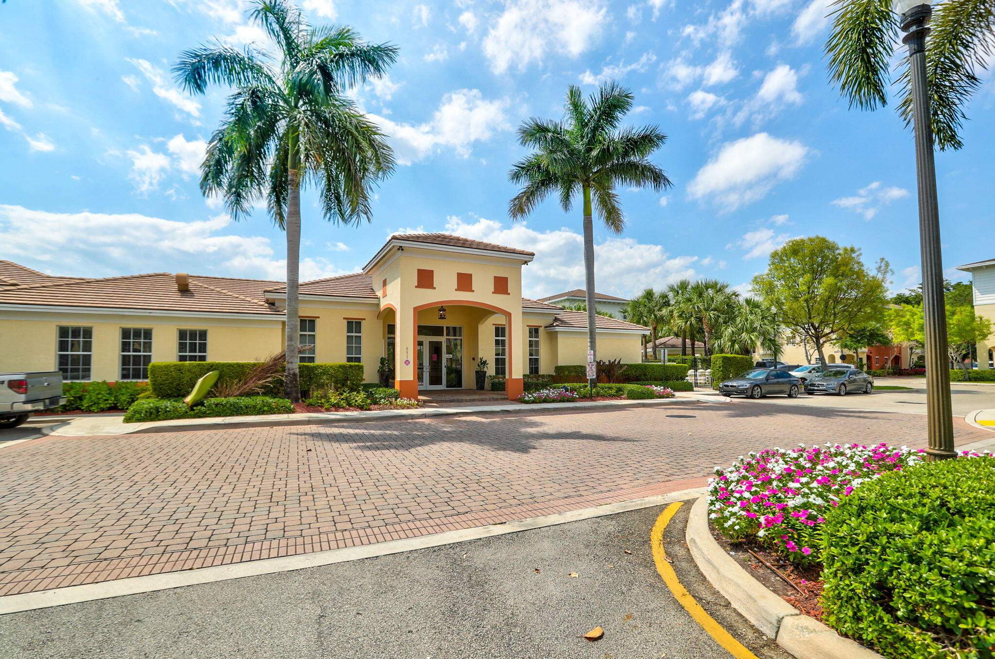 CYPRESS GROVE - Residential