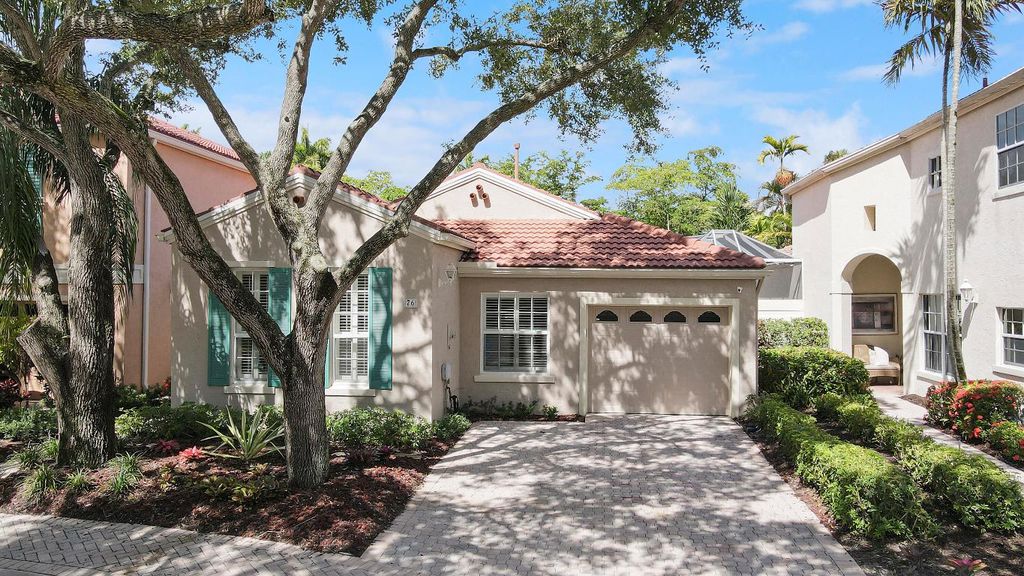 Photo of 76 Via Verona, Palm Beach Gardens, FL 33418 (MLS # R10996987)