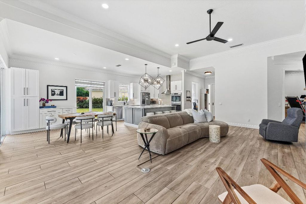 Photo of 8669 Oldham Way, Palm Beach Gardens, FL 33412 (MLS # R11151622)