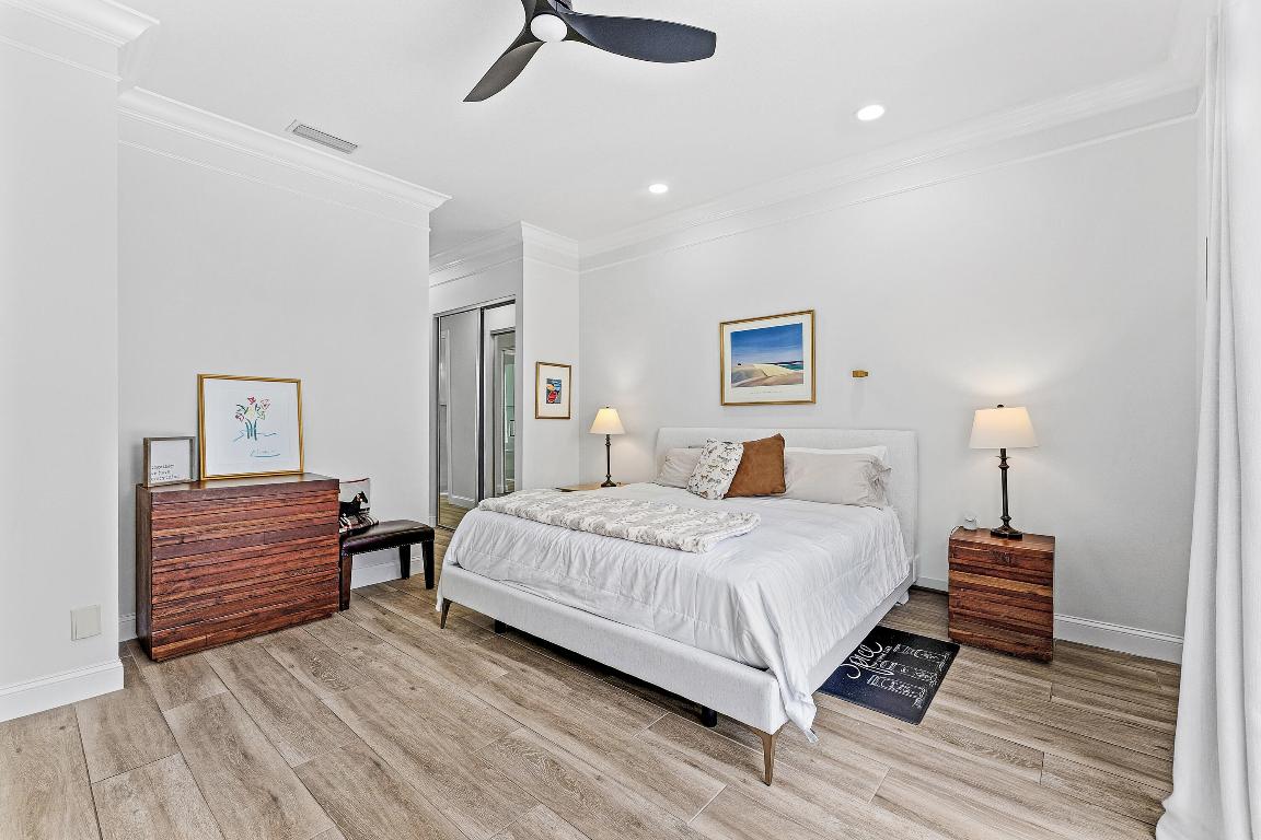 CARLETON OAKS - Residential