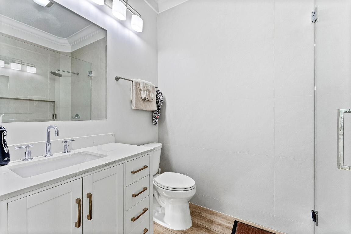 CARLETON OAKS - Residential