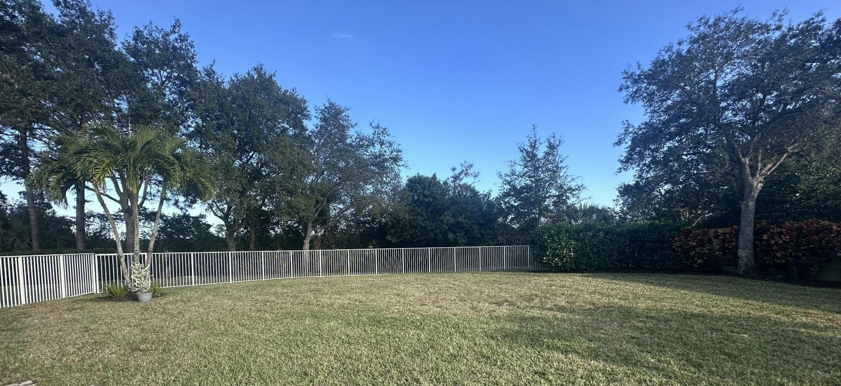 CARLETON OAKS - Residential