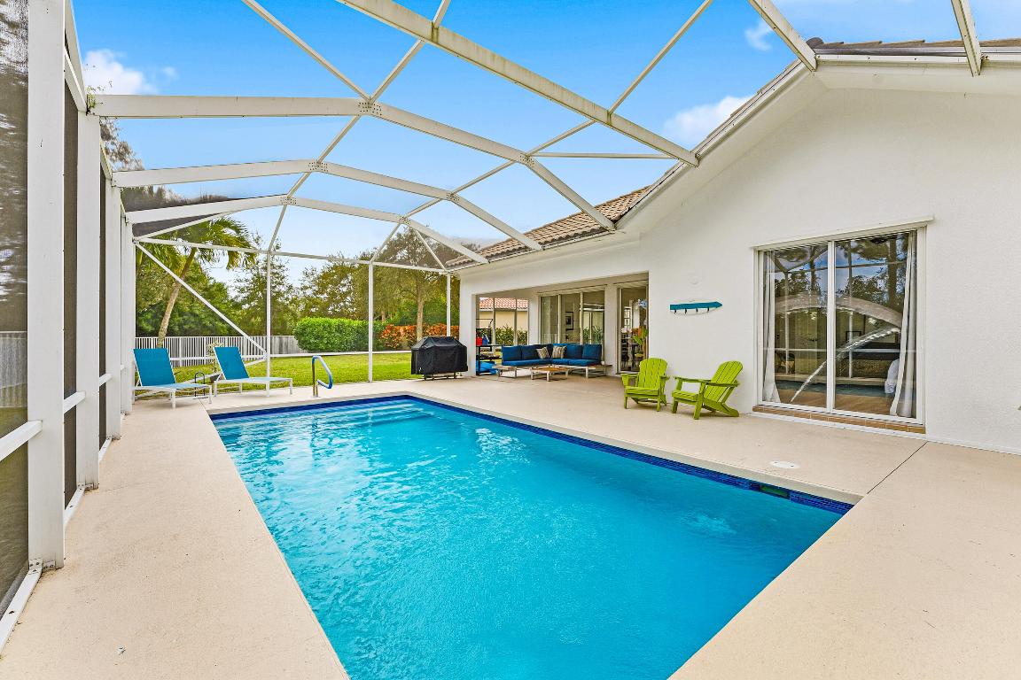 CARLETON OAKS - Residential