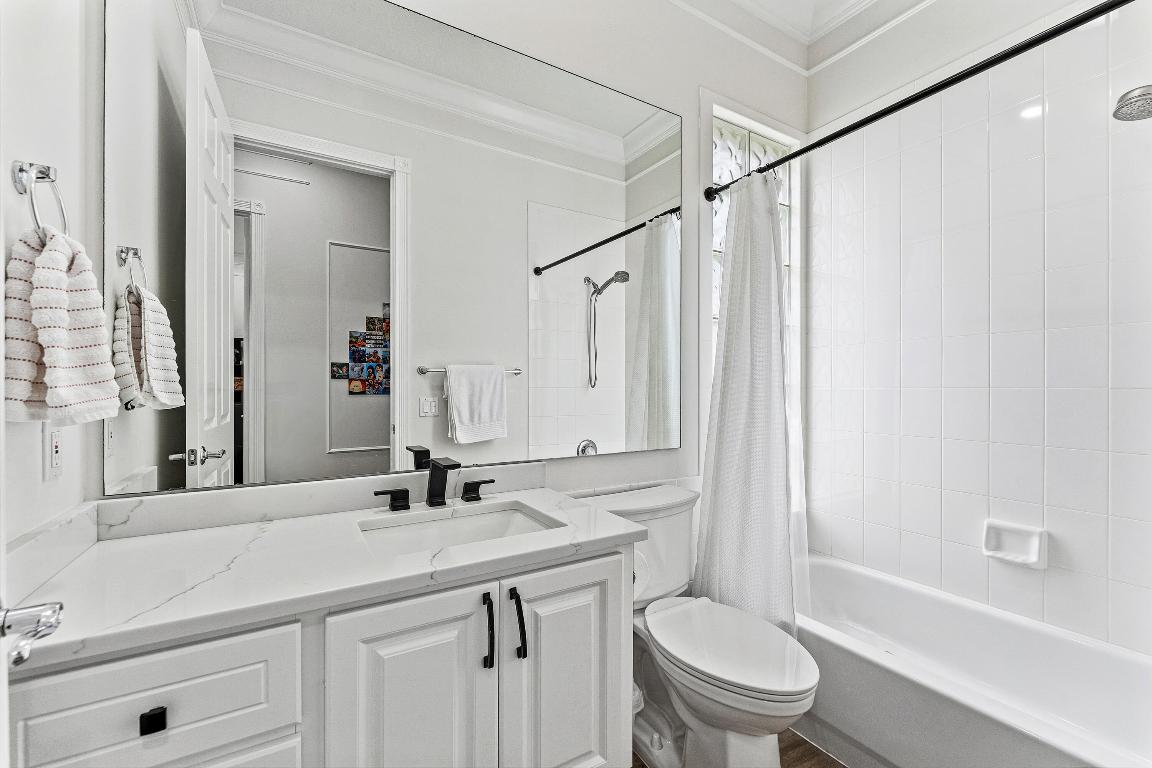 CARLETON OAKS - Residential