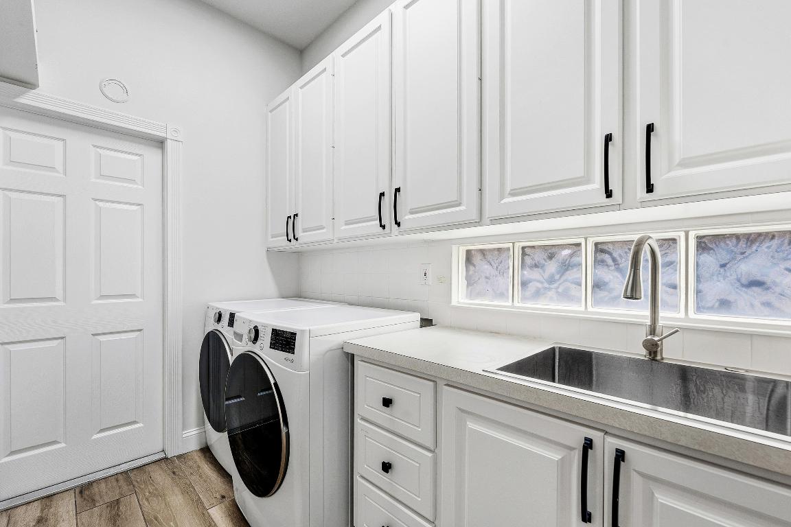 CARLETON OAKS - Residential