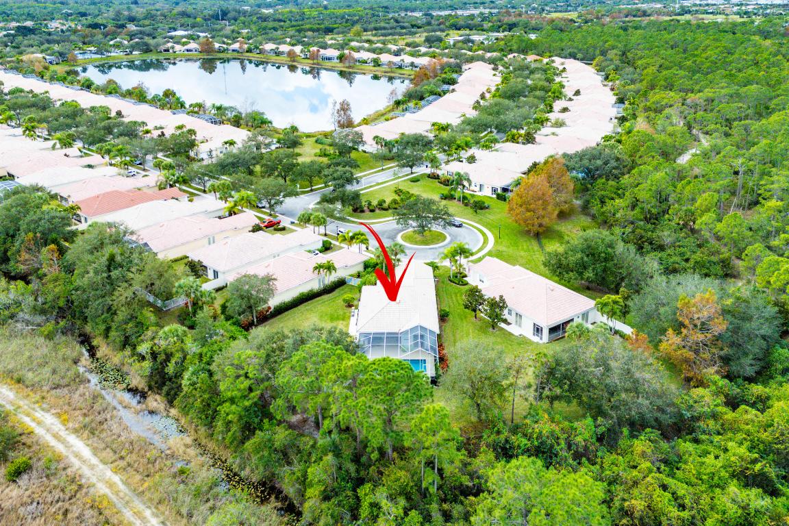 CARLETON OAKS - Residential